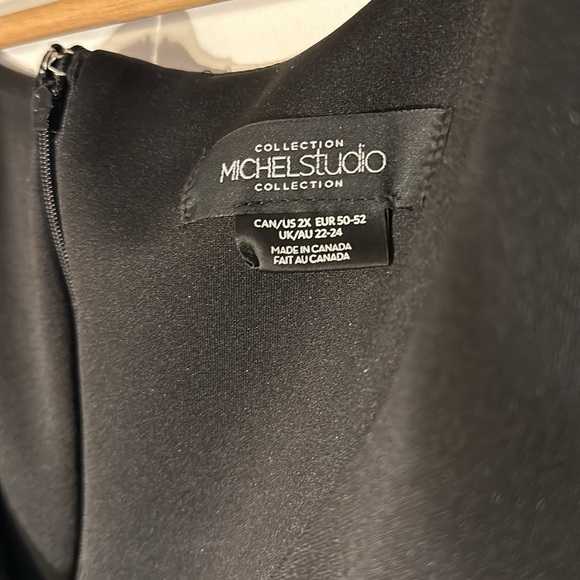 Black Dress with Lace Details - Picture 3 of 5